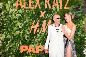 Alex Katz x H&M Collaborate for a Pop-Art Collection