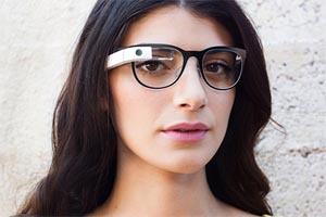 Beauty Innovation: YSL Teams Up With Google Glass